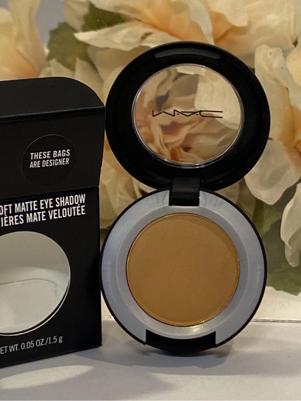 MAC POWDER KISS SOFT MATTE EYE SHADOW - THESE BAGS ARE DESIGNER - NIB